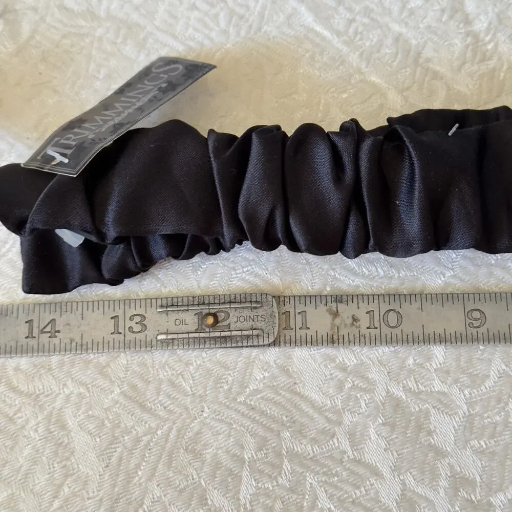 Vintage 1980s Gold Sequin Cummerbund Fashion Belt Black Satin Elastic Small